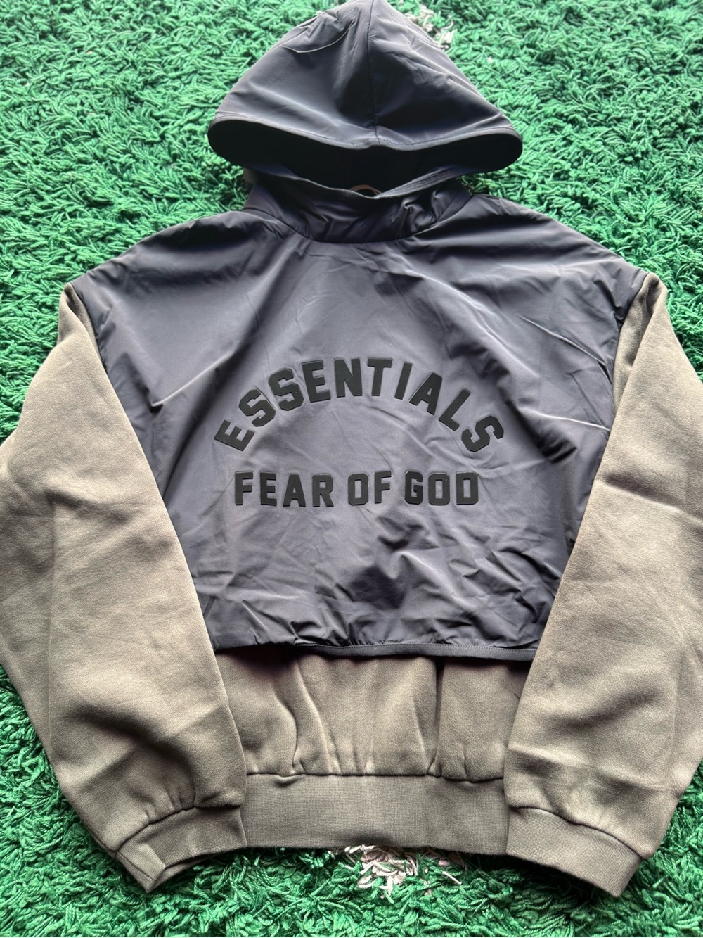 Fear of God ESSENTIALS Two-Tone Hooded Pullover in Olive and Black